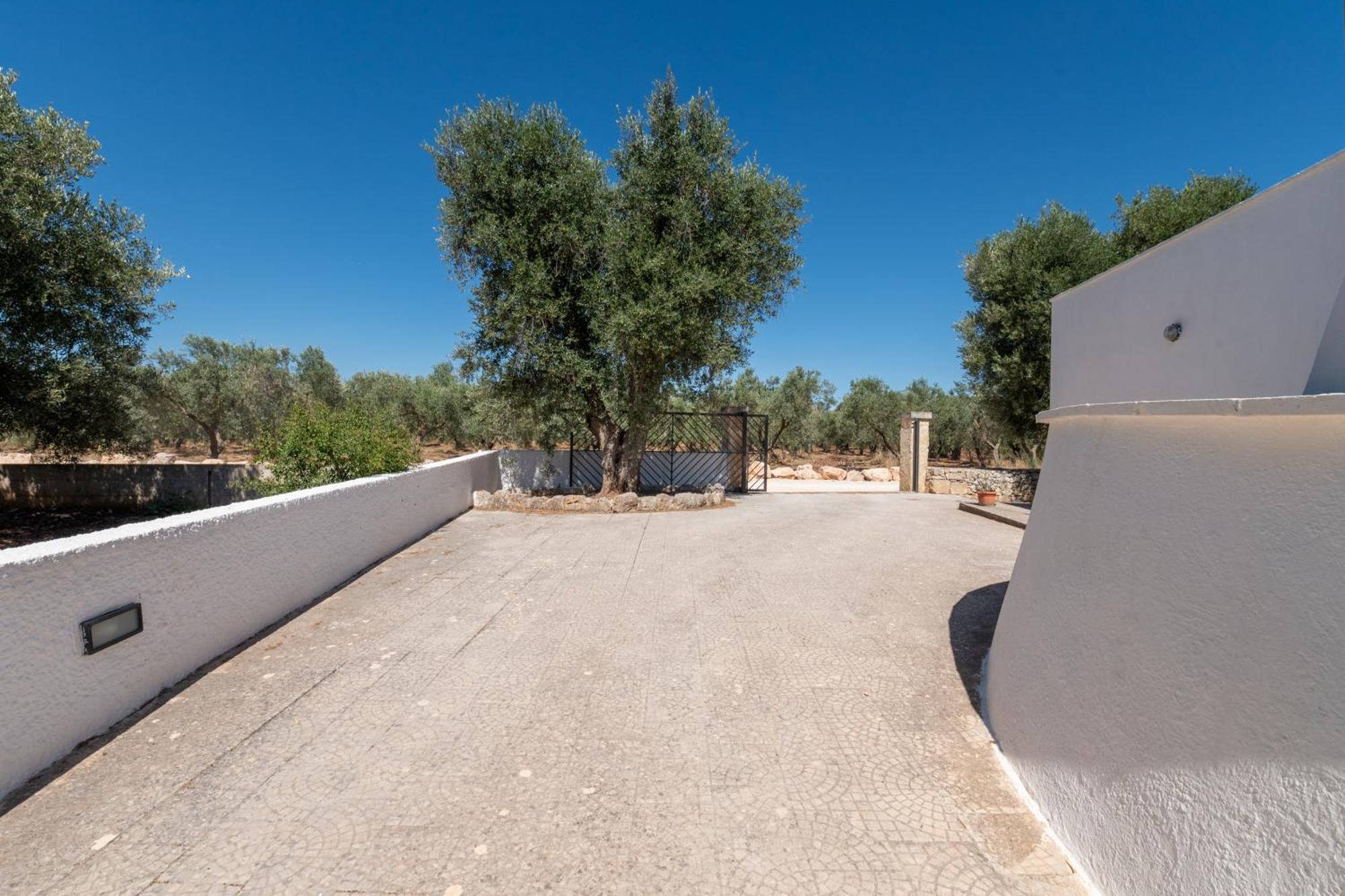 Villa Trullo L'ulivo Ostuni Esterno foto